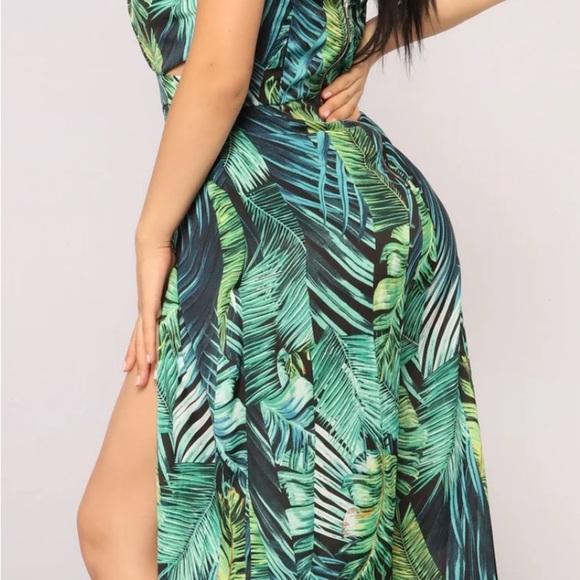 Fashion Nova jumpsuit Tropical Leaf Print Jumpsuit - Picture 4 of 9